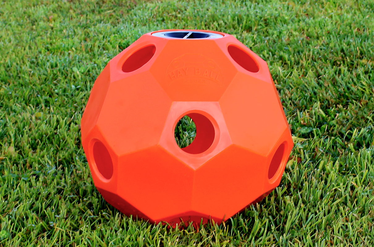 Hay Ball Feeder - Image 6